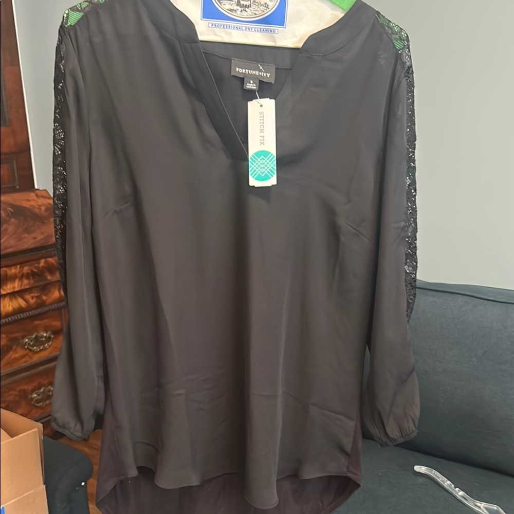 Black Women's Top new stitch fix Fortune &Ivy